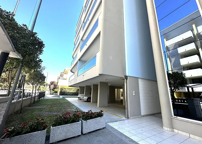 Beachside Comfort With Pool And Terrace * Bibione